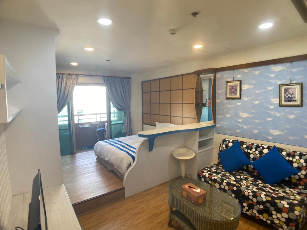 Ct Theme Suite Kaohsiung Exterior foto